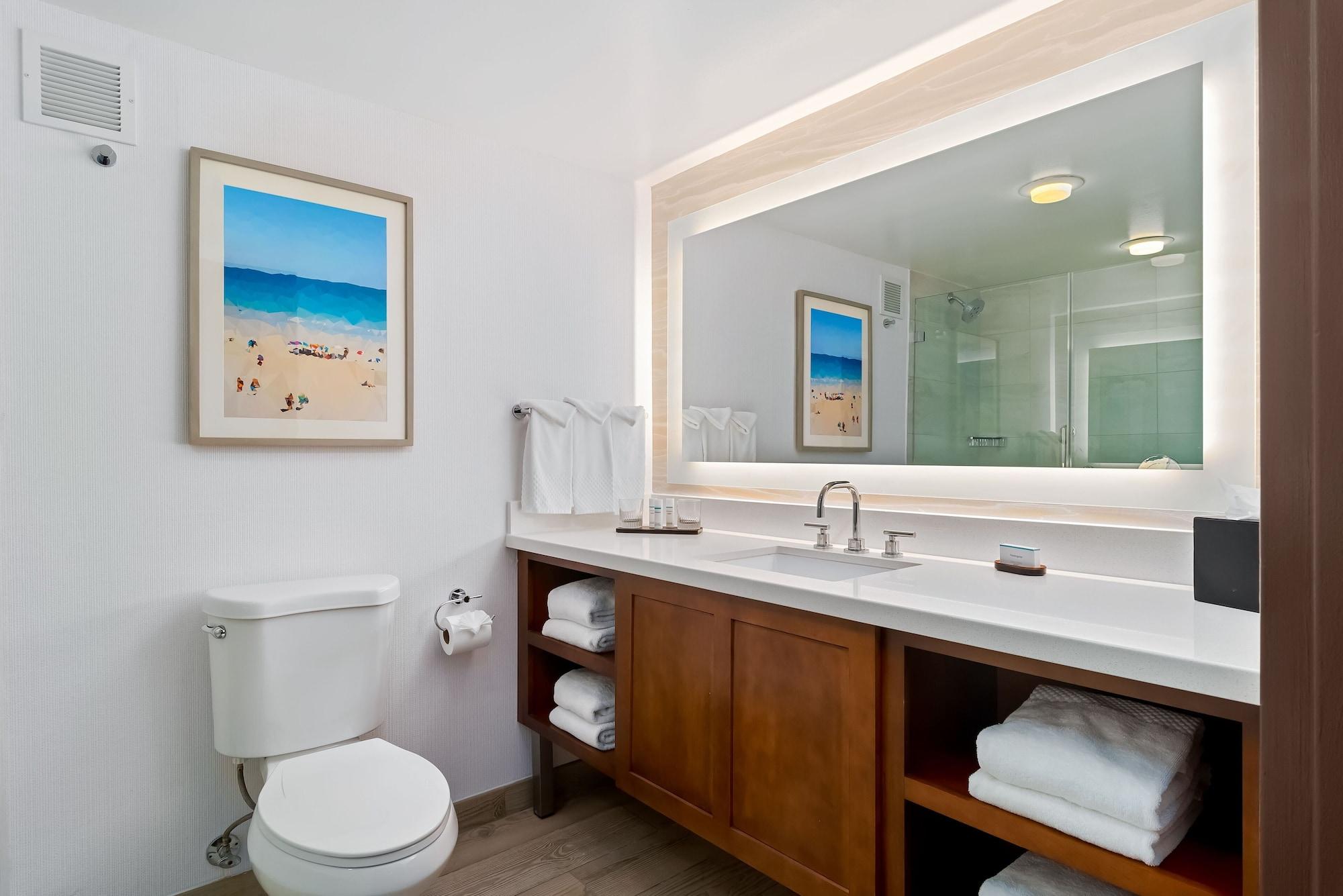 Hotel Embassy Anaheim - South 4*
