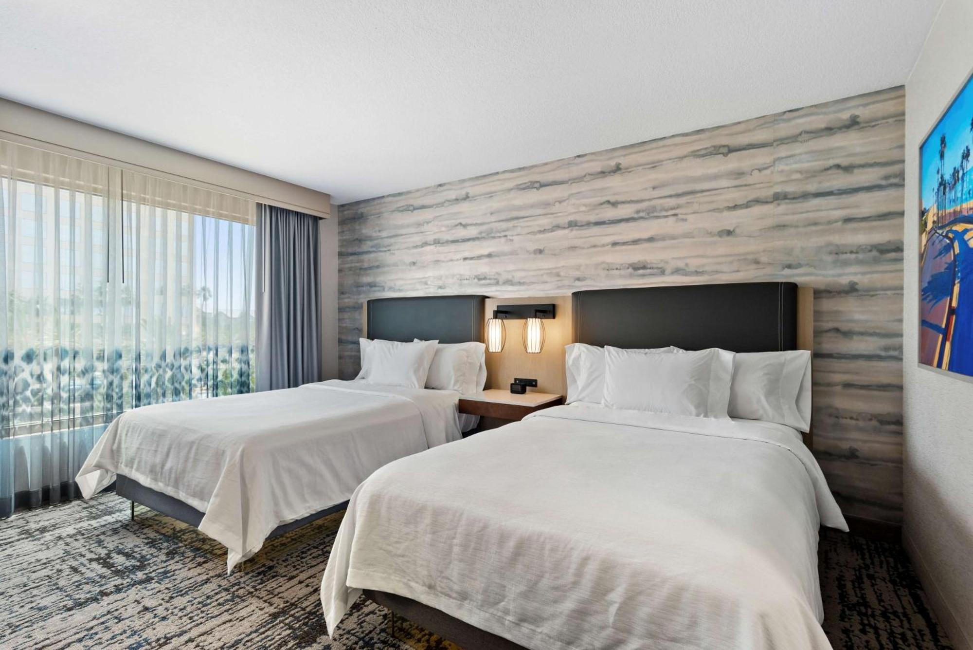 Hotel Embassy Anaheim - South